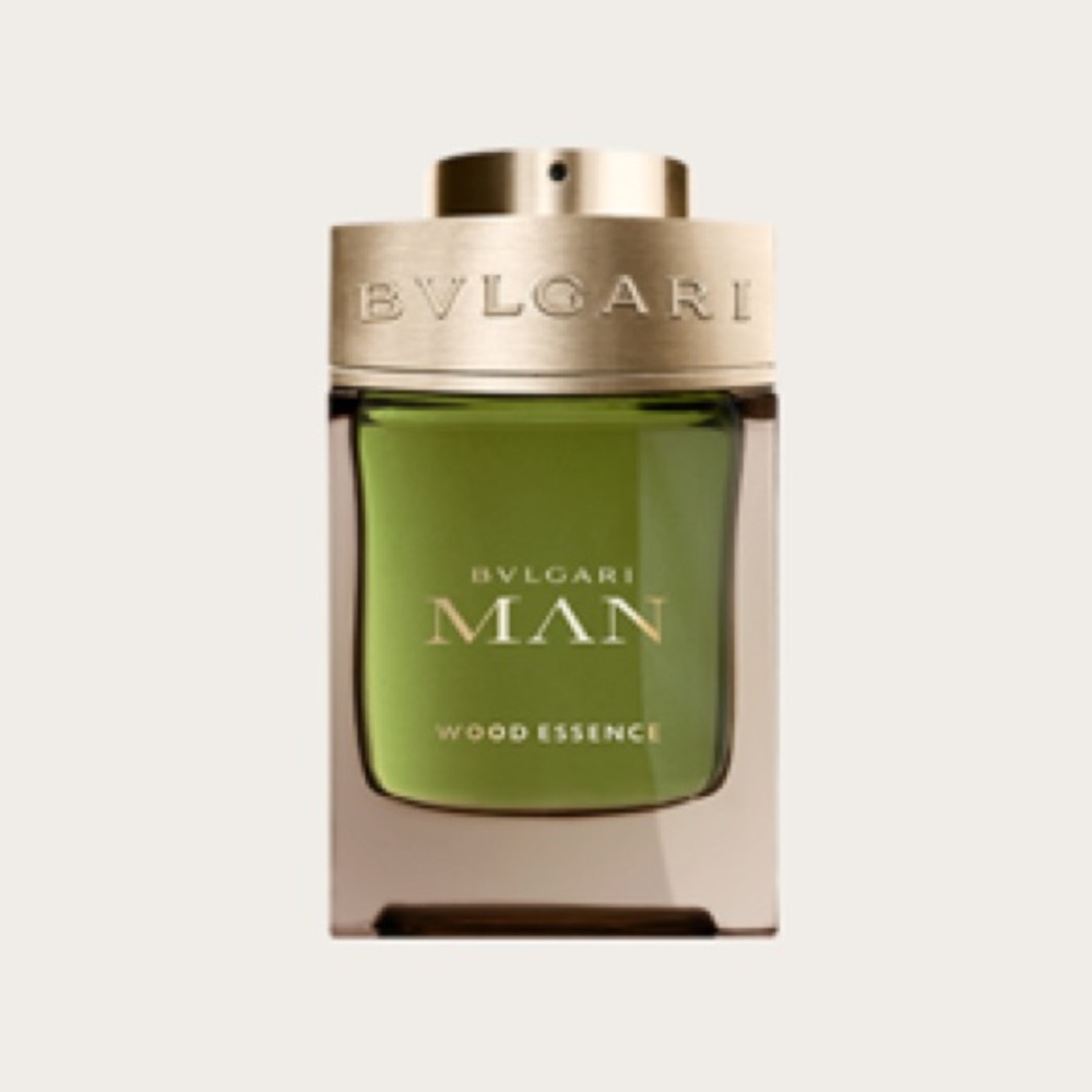 NEW BULGARI Man Wood Essence Cologne